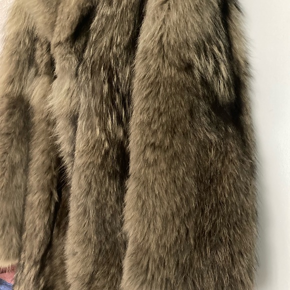 Stunning Genuine Siberian Silver Fox Fur Coat - Picture 6 of 9